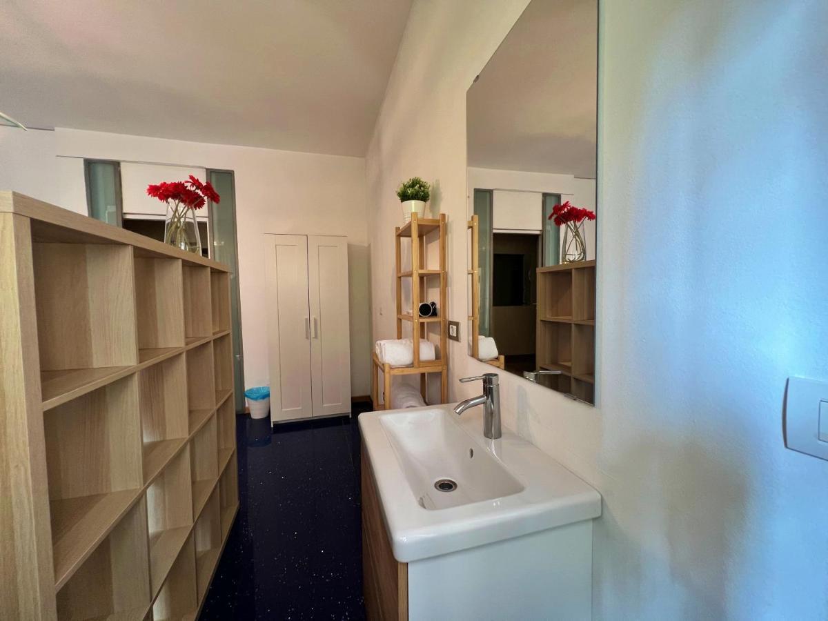 Appartme Guest House Seveso 40 Милано Екстериор снимка