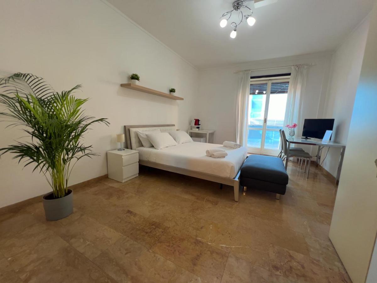 Appartme Guest House Seveso 40 Милано Екстериор снимка