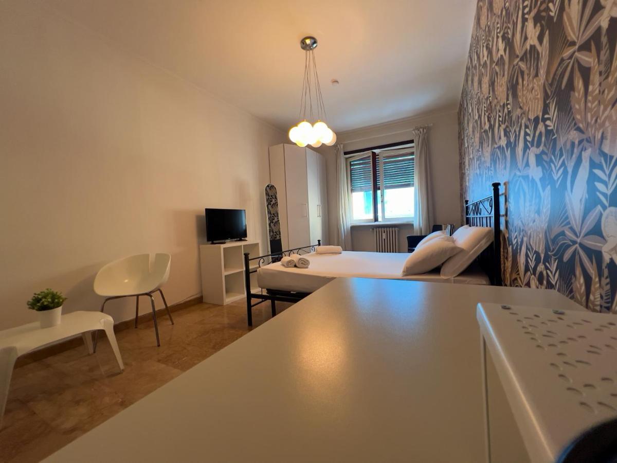 Appartme Guest House Seveso 40 Милано Екстериор снимка