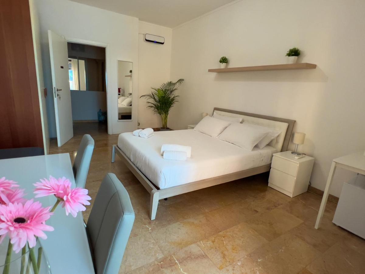 Appartme Guest House Seveso 40 Милано Екстериор снимка