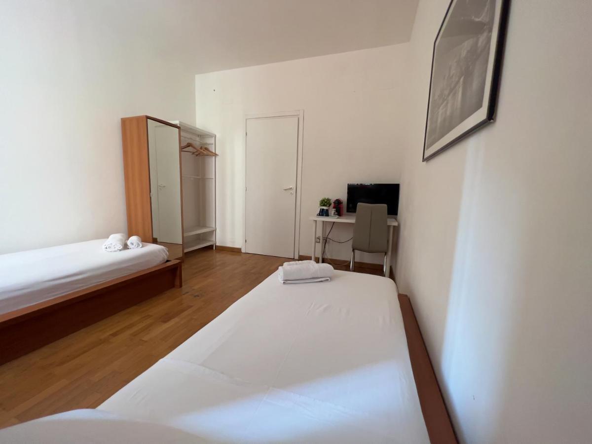 Appartme Guest House Seveso 40 Милано Екстериор снимка