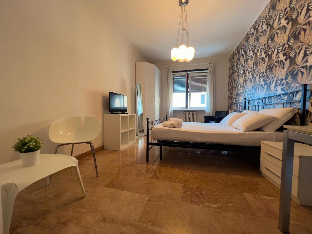 Appartme Guest House Seveso 40 Милано Екстериор снимка