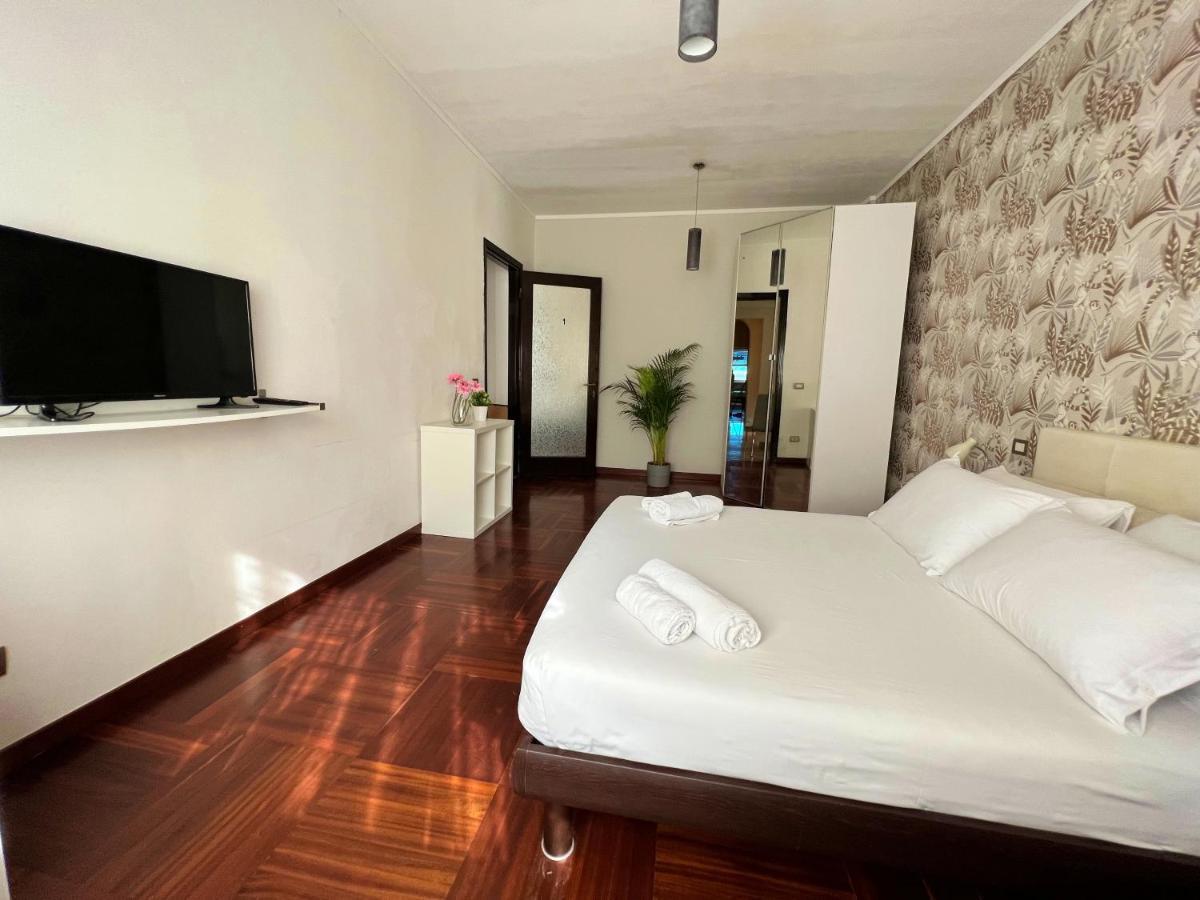 Appartme Guest House Seveso 40 Милано Екстериор снимка
